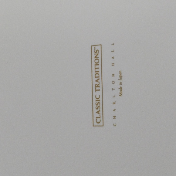 π
π» Christmas Dinnerware Charlton Hall 10 1/2" Plate VNPLC - Picture 7 of 15